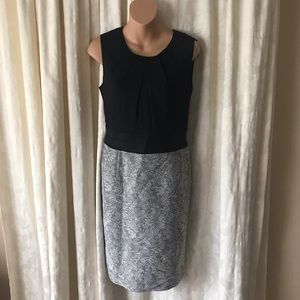 Anne Klein’s Black & White Sheath Dress Sz 6